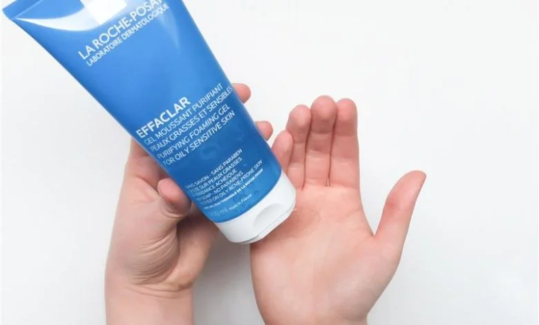 غسول لاروش بوساي ايفاكلار La Roche-Posay Effaclar Purifying Foaming Gel Cleanser for Oily Skin